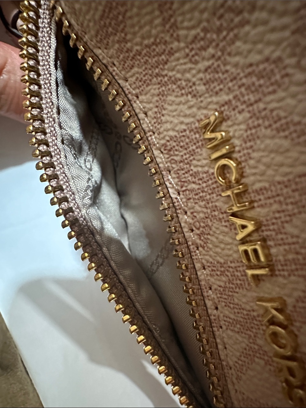 Michael Kors Mini Backpack Pink Vanilla Color Block Rhea Mini - Picture 12 of 15
